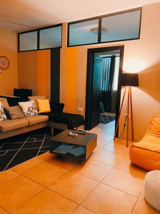 City Central Amazona Appartment Tirana Buitenkant foto